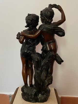 Urregui Mantel Clock – Neoclassical Figural Design