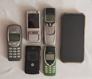 Lote 6 Teléfonos Vintage Nokia y Motorola
