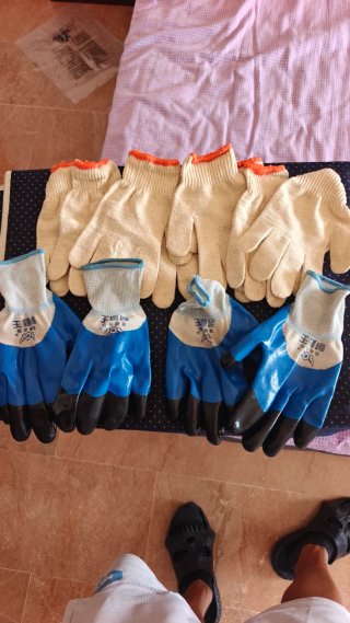Guantes de trabajo beige y azul