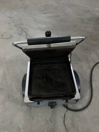 Plancha Eléctrica Grill Infrico