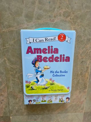LEE: Amelia Bedelia 5 libros+ CD audiolibro