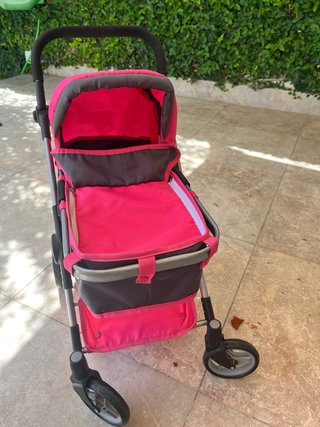 Cochecito de muñecas rosa y gris