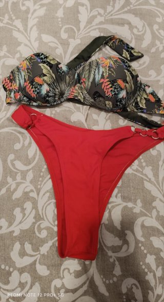 Traje de baño bikini marrón