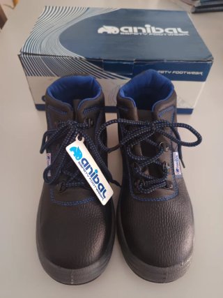 Botas de seguridad Anibal Talla 37 Nuevas