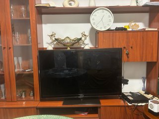 Mueble Vetrina Madera y Cristal