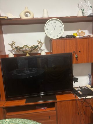 Mueble Vetrina Madera y Cristal