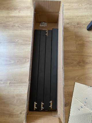 Mesa extensible IKEA BJURSTA (90x90) con sillas