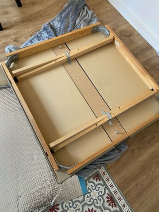 Mesa extensible IKEA BJURSTA (90x90) con sillas