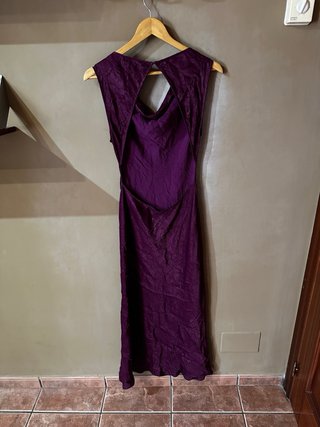 Vestido satén espalda abierta ZARA (Talla M)