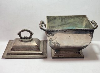 Urna Contenitore Vintage Metallo Argentato XX Sec.