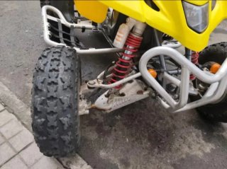 QUAD Amarillo Todoterreno