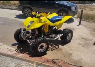 QUAD Amarillo Todoterreno