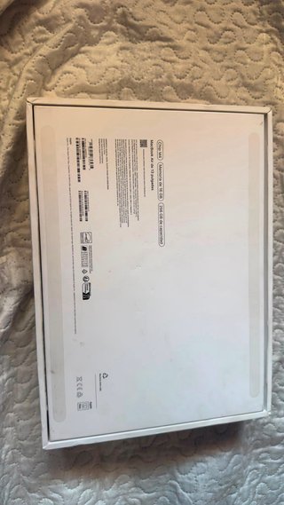MacBook Air 13 M4 16GB RAM 256GB SSD Plata