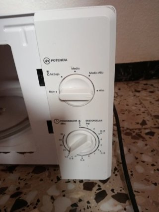 Microondas Nevir usado