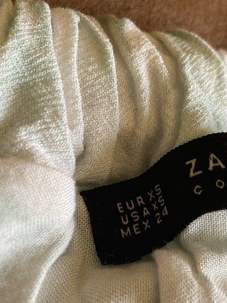 Falda amplia y larga Zara
