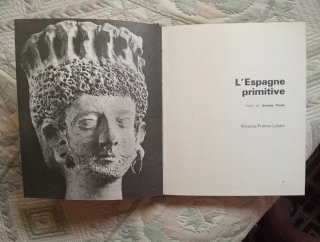 Libro L'Espagne Primitive en Francés 1975.