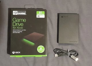 Xbox One S + 2 mandos + juegos + SSD