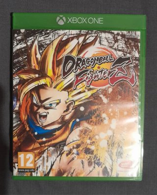 Xbox One S + 2 mandos + juegos + SSD