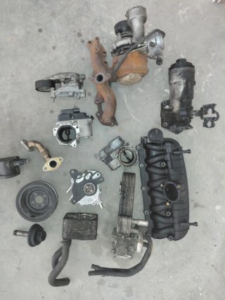 Piezas Recambio Passat B6 llamar  número 643494432