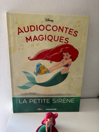 Lote libro y figura La Sirenita Disney