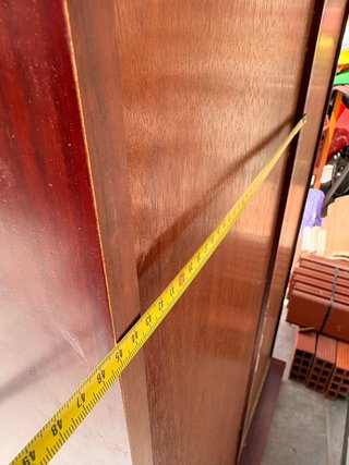 Set di 2 vetrine alte in legno con vetro