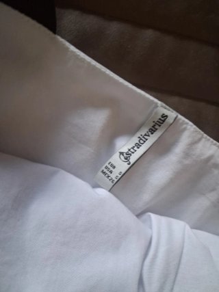 Top Blusa bordada Stradivarius Talla S