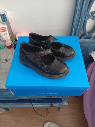 Zapatos Pablosky charol negros