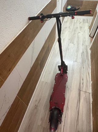 Patinete eléctrico todoterreno tiene papeles