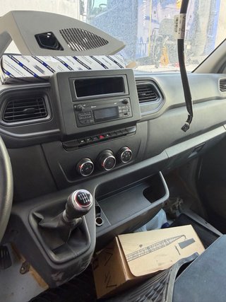 Renault master