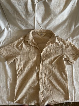 Conjunto lino H&M beige camisa y bermuda niño