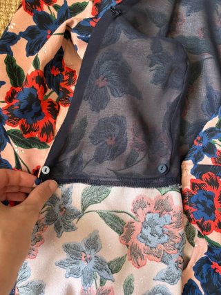 Vestido cruzado Zara floral largo