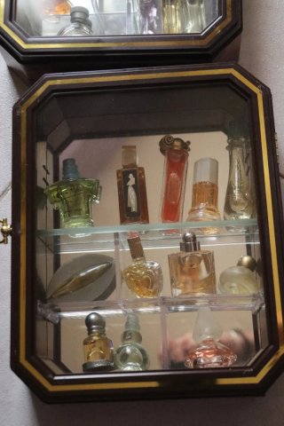 Colección Miniaturas Perfume + Expositor