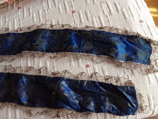 Pantalones folclóricos niña con cinta y pañuelo