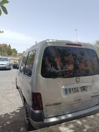 Peugeot e-Partner 2001