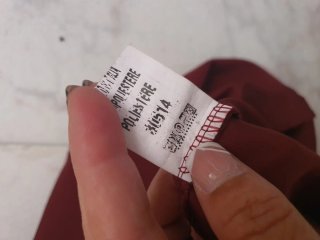 Vestido burdeos de tirantes