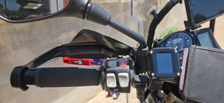 BMW GS 800 AdventureHERMOSA Negra y Blanca