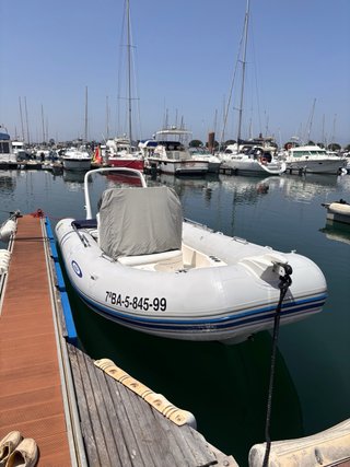 Vendo, Neumática ZODIAC 6 m x 2.3