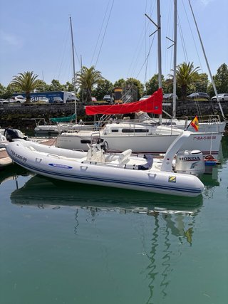 Vendo, Neumática ZODIAC 6 m x 2.3