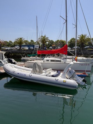Vendo, Neumática ZODIAC 6 m x 2.3
