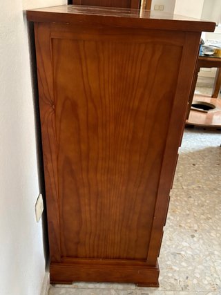 Cómoda de madera con 6 cajones