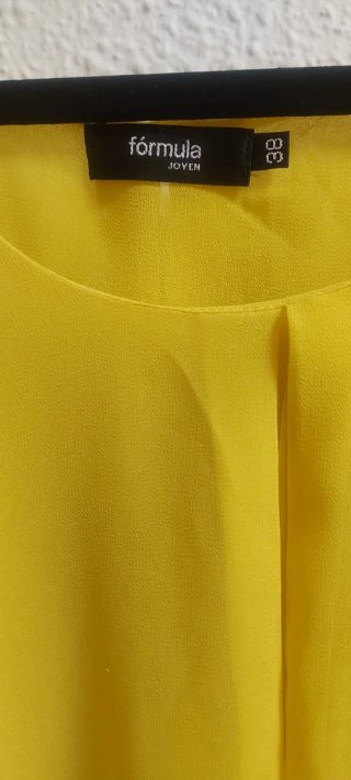 Blusa tirantes amarilla talla S