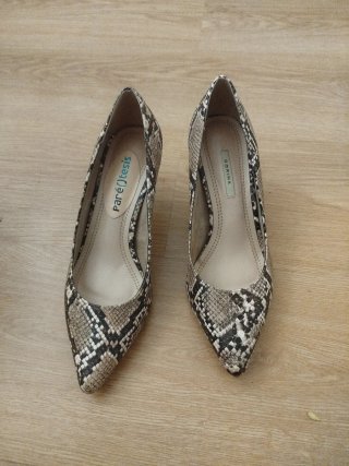 Zapatos Parel tesis tacón estampado serpiente