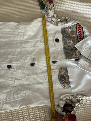 Cazadora vaquera Desigual multicolor. Sin estrenar