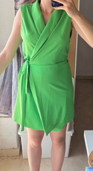 Vestido verde cruzado