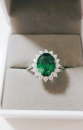 Anillo Esmeralda Natural y plata de ley 925