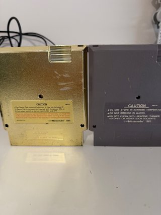 Nintendo nes francesa y 2 juegos. Zelda 2 y mario