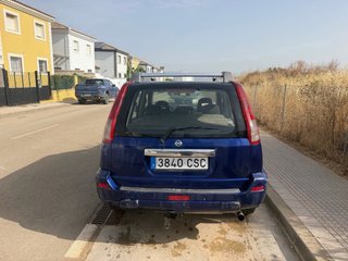 Nissan X-Trail 4x4 bola de remolque