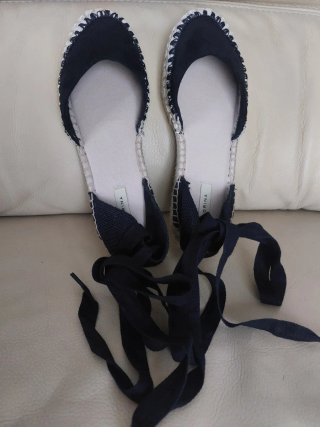 Sandalias Corina Negras Atadas
