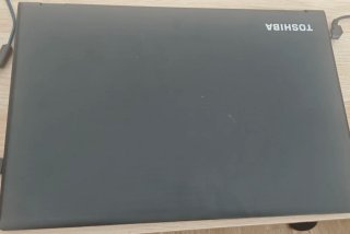 Portatile Toshiba Nero