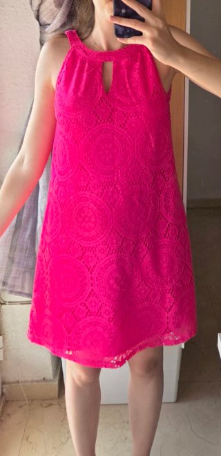 Vestido rosa con encaje